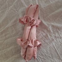 Lockenwickler Set aus Seide mit zwei Scrunchies, neu!