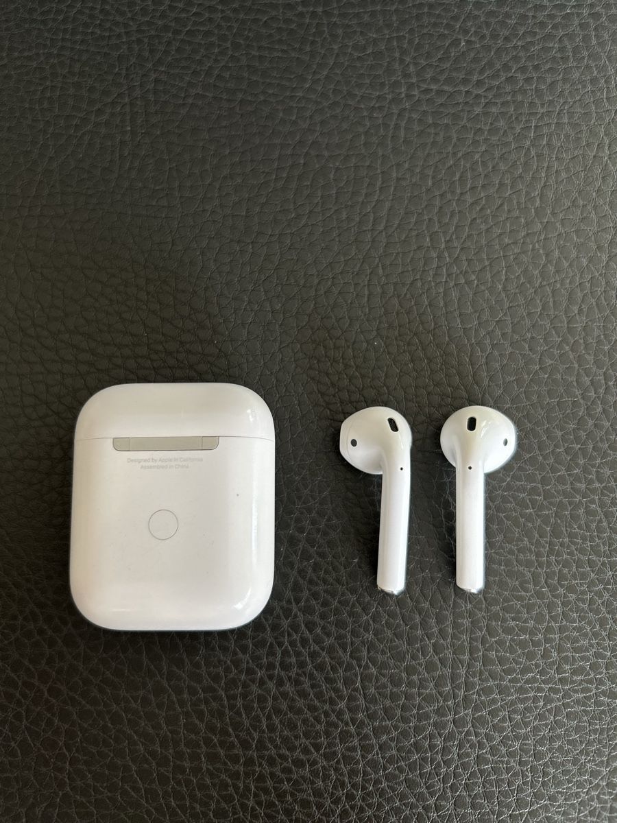 Apple Casques audio: Apple AirPods 2 – D'occasion à Luzern par manzen11 5