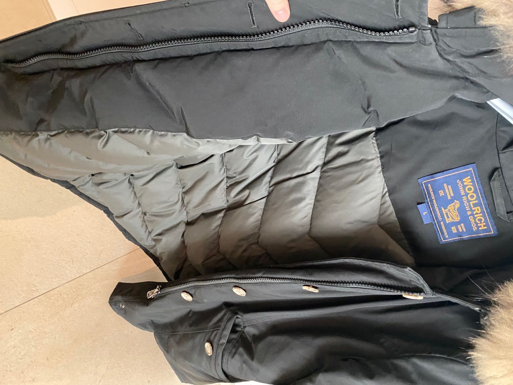 Woolrich Giacche: Woolrich Damenjacke schwarz – Usato da Zug venduto da sschnide92 2