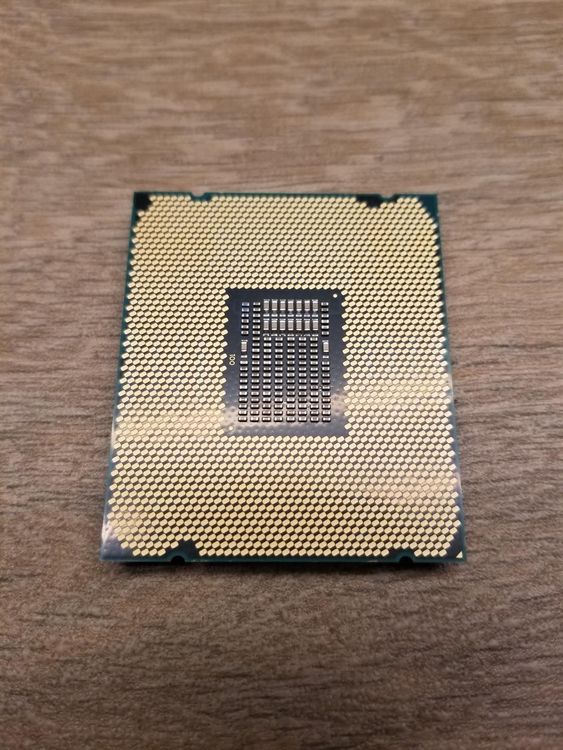 Intel Core I9-9940X Processore Da 3,3 GHz - 14 Core, 28 Thread, 19,25 MB Cache, Socket 2066, Versione Scatola