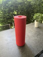 Schaumstoffrolle rot neu