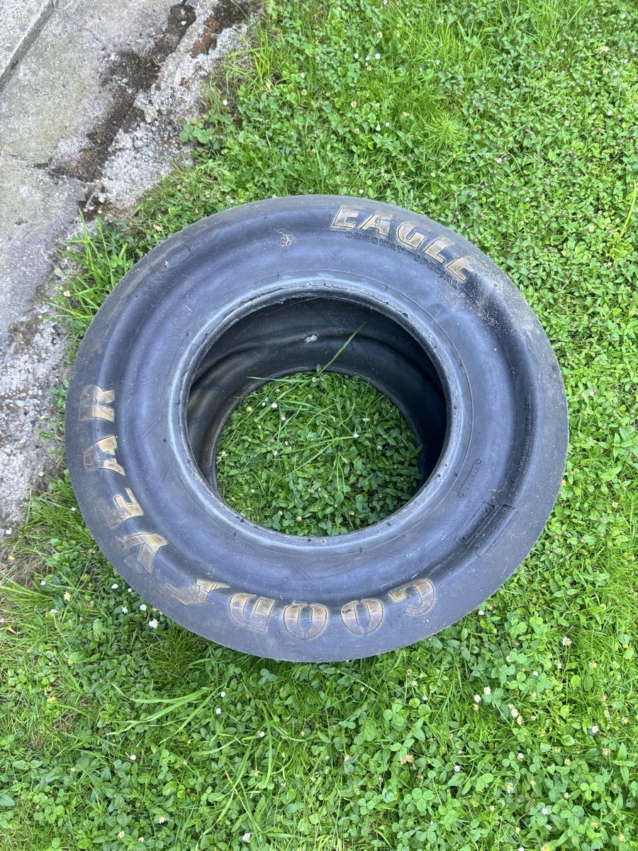Alle Dekorationen: Dragster Reifen zur Deko – Gebraucht aus muolen von Panhead50 2
