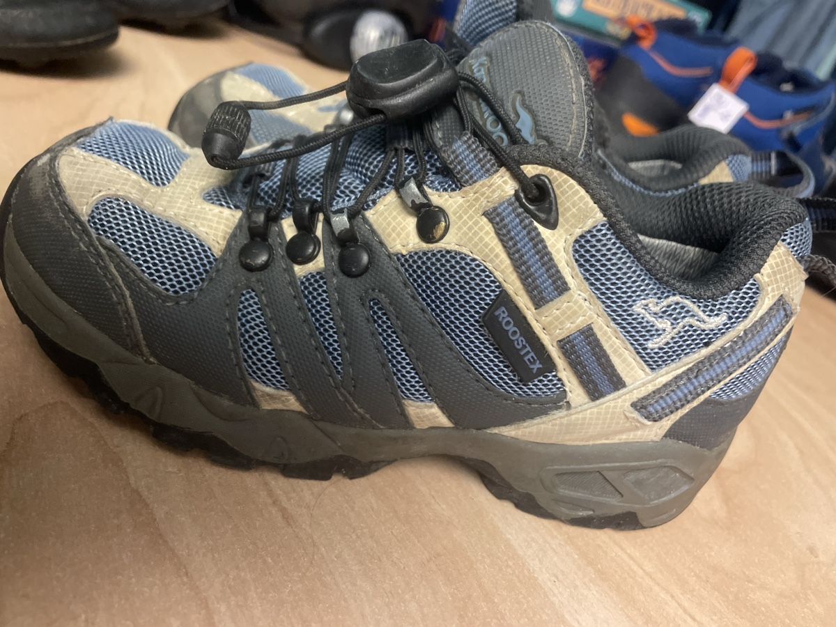 Chaussures garçon: Kangaroos Kinderschuhe, Wanderschuhe, Gr. 29 – D'occasion à Obergerlafingen par cabo4