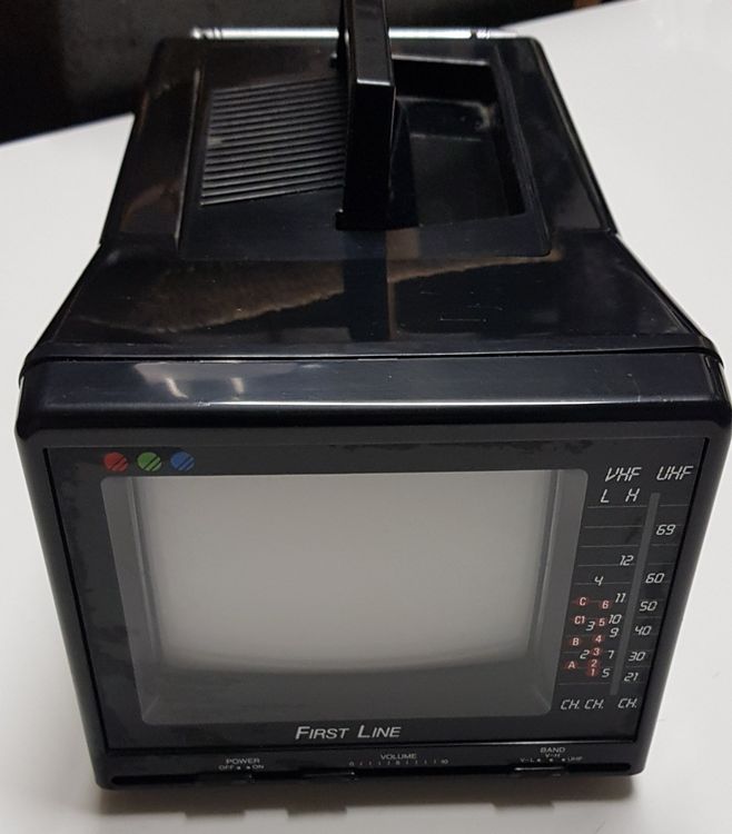 FIRST LINE VHF / UHF TV (Gebraucht) in Bern für CHF 10 – mit Lieferung ...