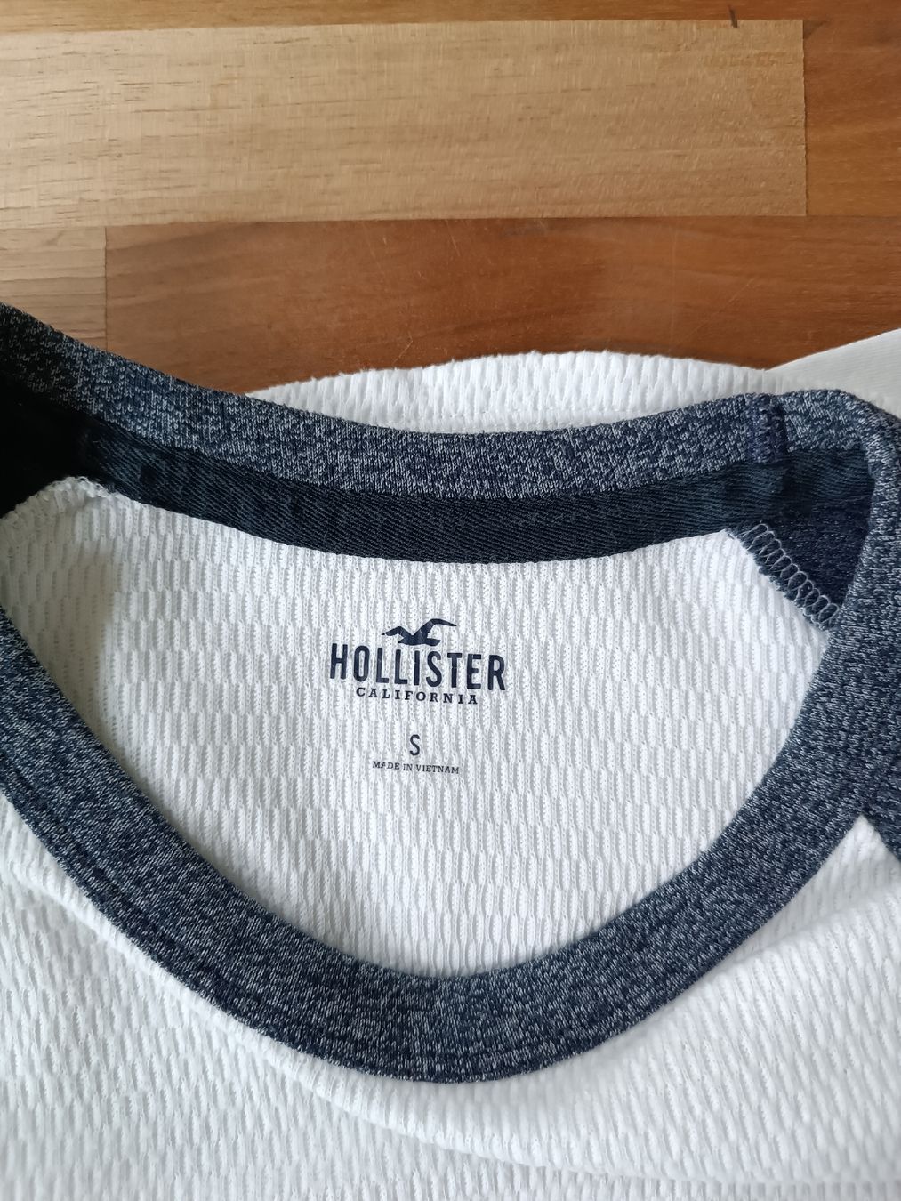 Hollister Kleiderpakete: Hollister Kleiderpaket Herren – Gebraucht aus Basel von kau_d97h 9