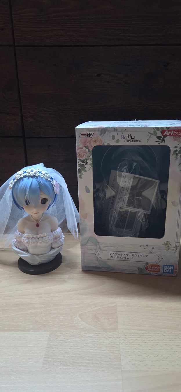 Statuette: Original RE:Zero Rem Wedding Bust PVC Figur – Nuovo (secondo la descrizione) da Knutwil venduto da Michelle_Weibel