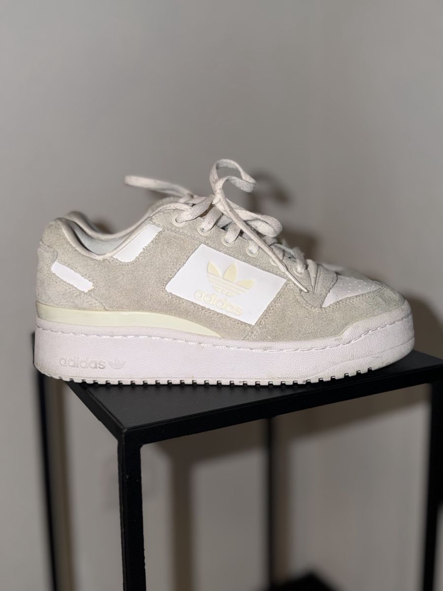 Adidas Scarpe da donna: Adidas Sneaker – Usato da Niederuzwil venduto da Lisascloset 1