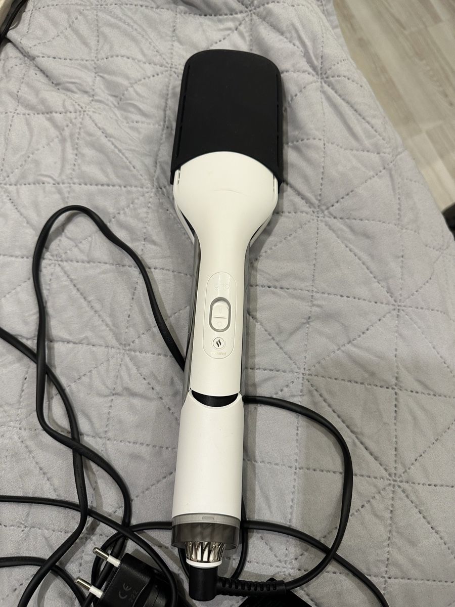 GHD Lockenstäbe & Haarglätter: Ghd hair straightener – Gebraucht aus Tramelan von adi_n5lb