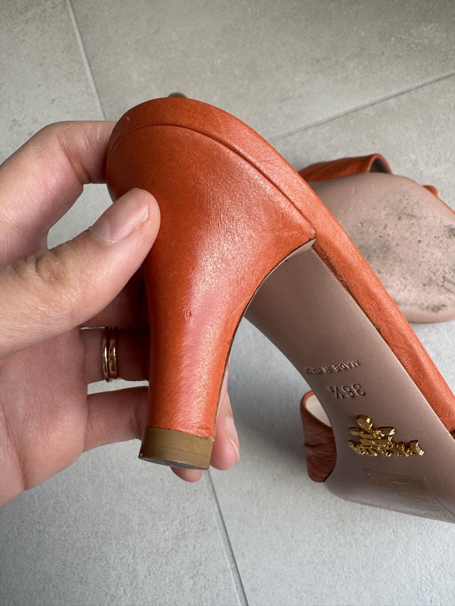 Prada Scarpe da donna: Prada Sandaletten orange, Leder  – Usato da Root venduto da schnaeppliprise 2