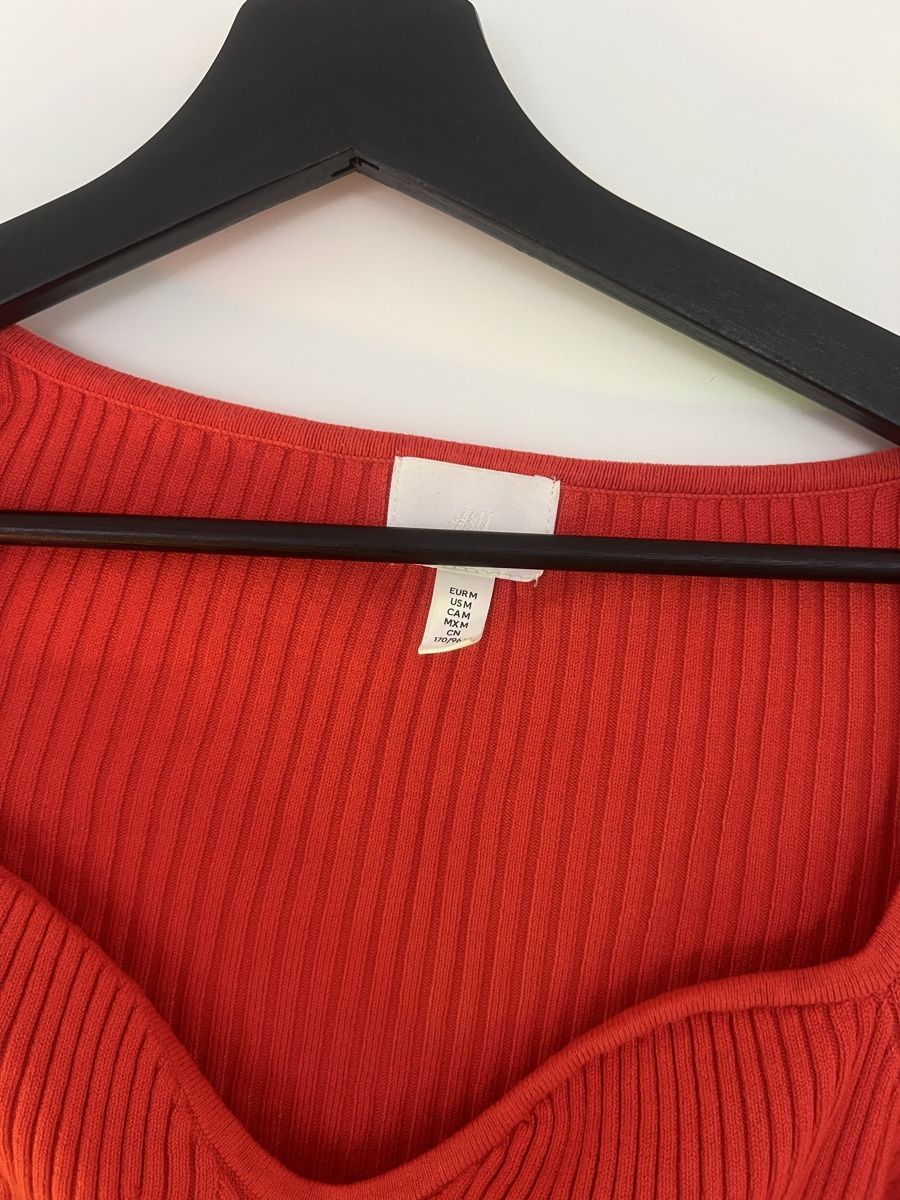 H&M Maglioni & Felpe: H&M Rippstrick-Pullover, Grösse M, Herbst-Rot, Neuwertig! – Usato da Wattwil venduto da skr_94 2