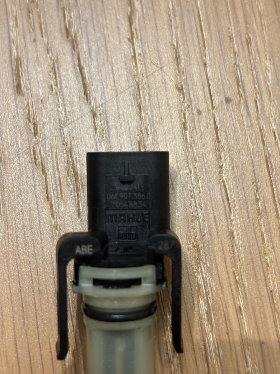 Toutes les pièces auto: Drosselklappenpotentiometer Audi/VAG – D'occasion à Bettlach par Vamu26 1