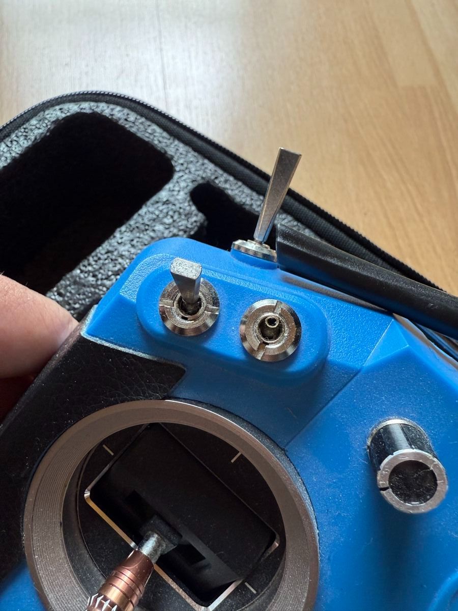 Modellismo RC: FrSky Taranis X7S - RC transmitter – Usato da Lausanne venduto da syl_jlr2 5