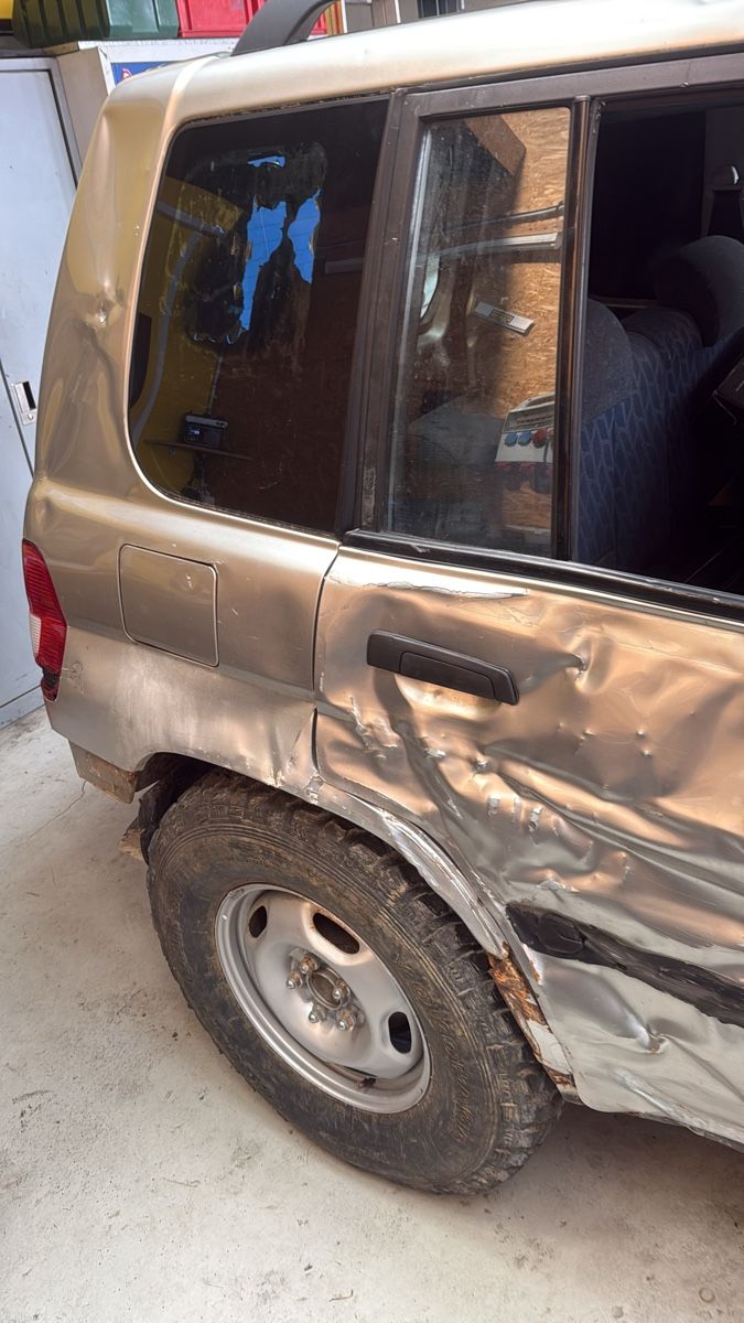 Automobili: Mitsubishi Pajero  – Usato da Eichberg venduto da Weder236 1