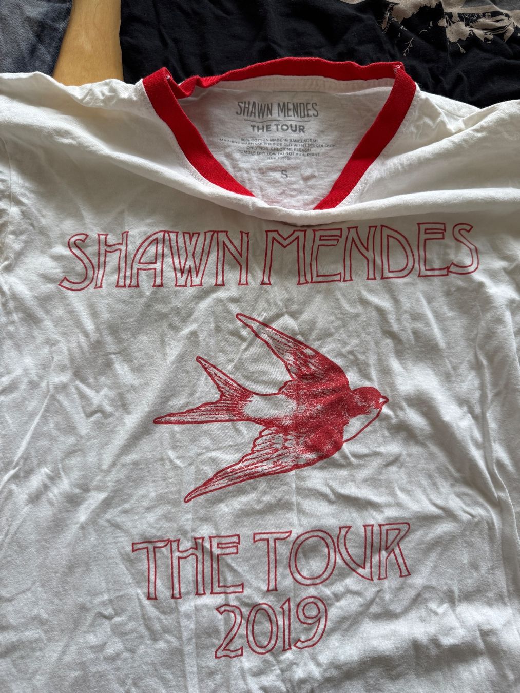 T-shirt: Shawn Mendes T-Shirts – Usato da Baar venduto da julia_2828 1
