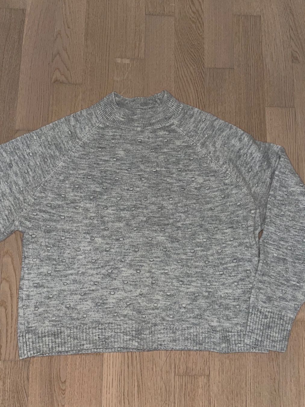 Mango Pullover & Sweatshirts: Pull - Mango – Neu (gemäss Beschreibung) aus La Chaux-de-Fonds von 19_po 1