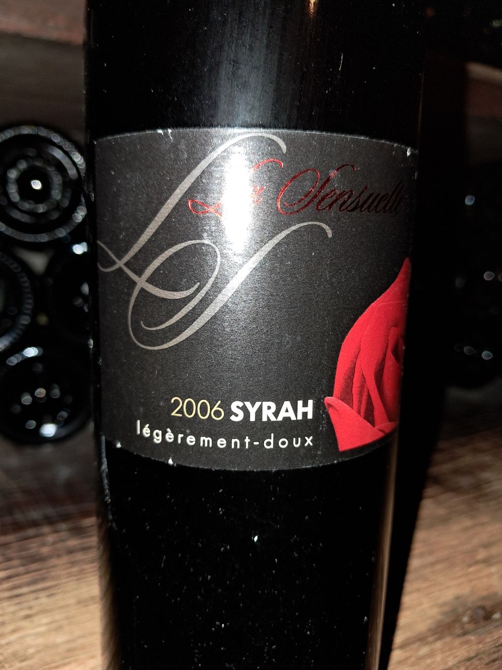Vino: La Sensuelle Syrah 2006 – Nuovo e nell'imballaggio originale da Le locle venduto da juliensaran