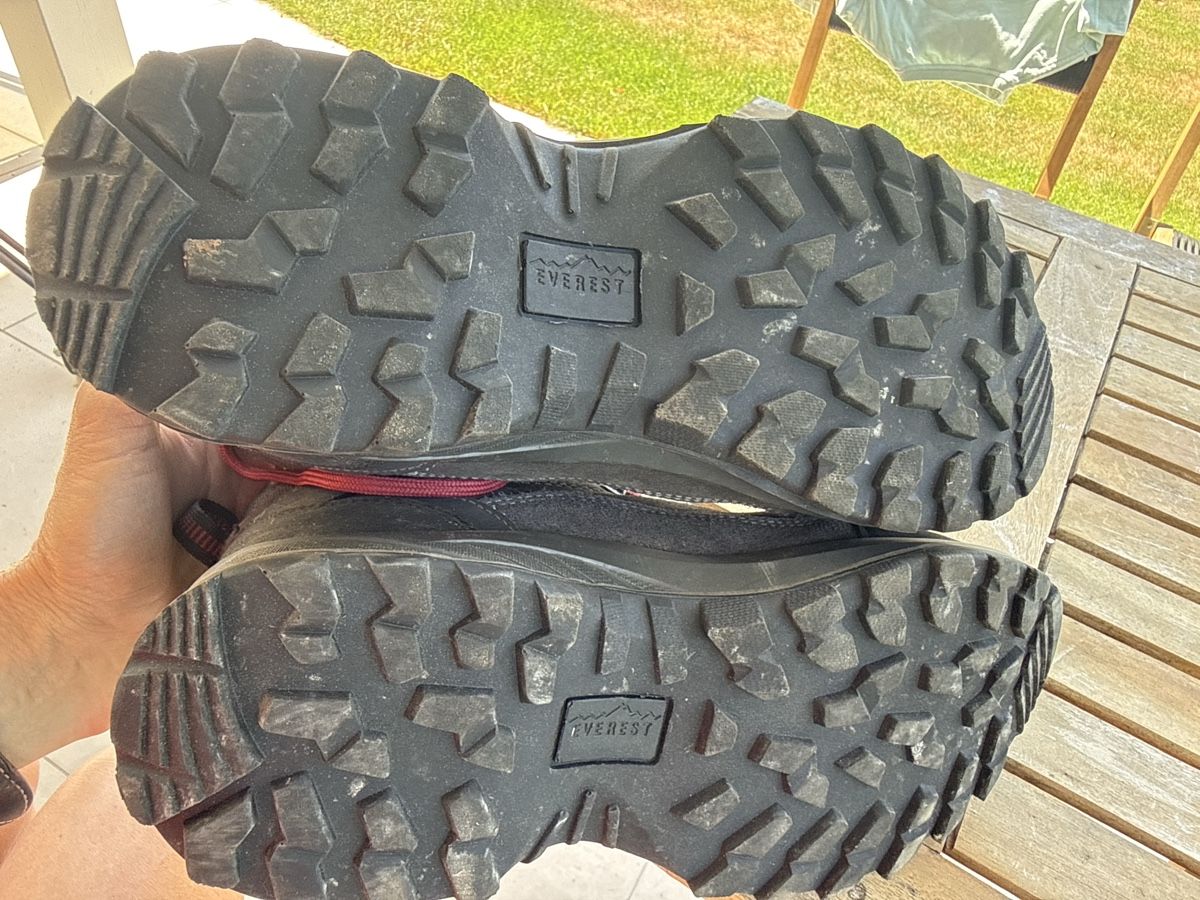 Everest Scarpe per ragazze: Wanderschuhe Everest Damen EU 40 gebraucht – Usato da Hombrechtikon venduto da zwy_fz6y 3