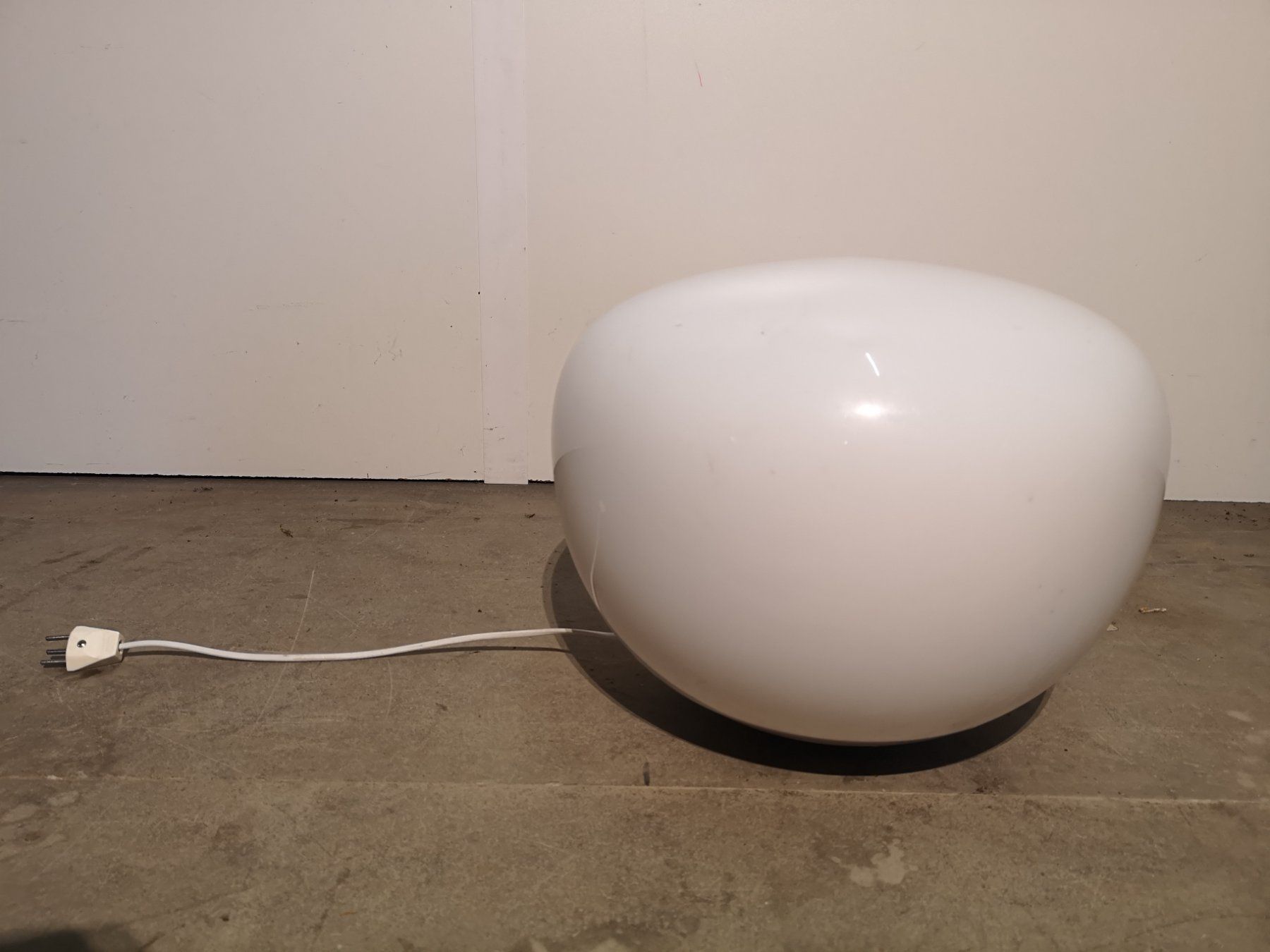 Ikea Lampen: Coole Tisch-/Boden-Leuchte JONISK, IKEA - Space Age Design – Gebraucht aus Solothurn von Sis_email 1