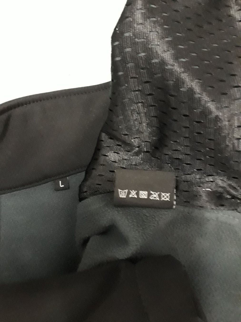 Giacche: Softshell Funktions-Arbeitsjacke Gr. L schwarz +/- Neuwertig – Nuovo (secondo la descrizione) da Einsiedeln venduto da Salusa 3
