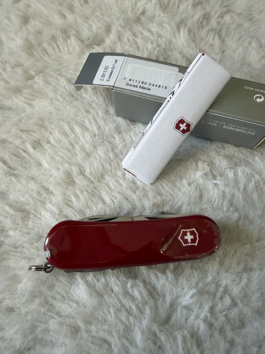 Victorinox Coltelli tascabile: Sackmesser, klein und neu EvoS17 red.  – Nuovo e nell'imballaggio originale da Zug venduto da specki5 4