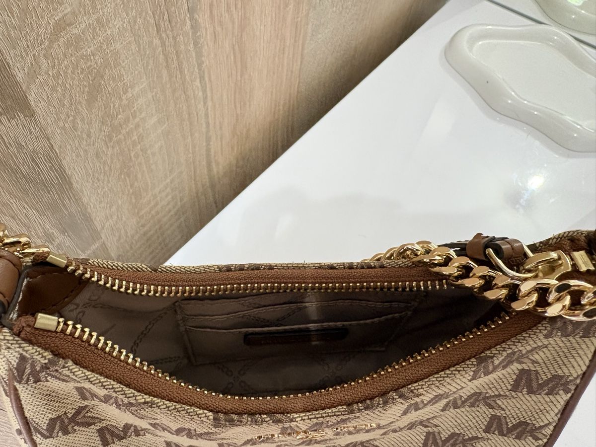 Michael Kors Borse da donna: Sac à main Michael Kors  – Nuovo (secondo la descrizione) da Delémont venduto da vlc_03 5