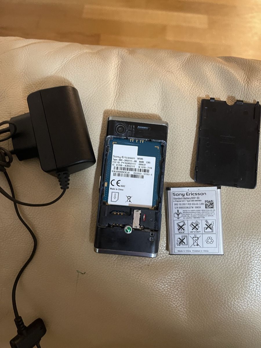 Ericsson Telefoni cellulari / Smartphones: Sony Ericsson W595 inkl lgerät – Usato da Regensdorf venduto da mex5145 6