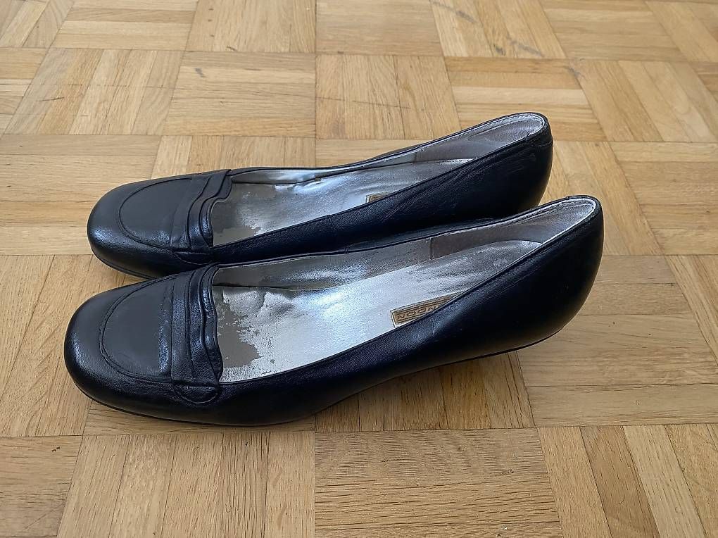 Scarpe da donna: Schwarze Pumps, EU 41 | Gabor – Usato da Laufen venduto da Looc_ 1