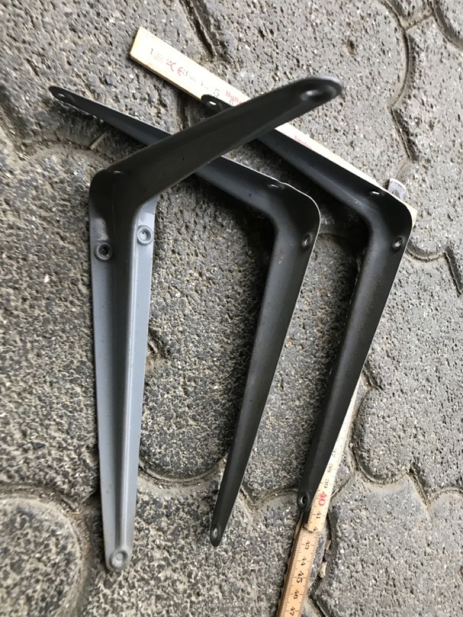 Eisenwaren: Schwerlastkonsolen Rechts u. Links – Gebraucht aus Muotathal von hol_9gkd 9