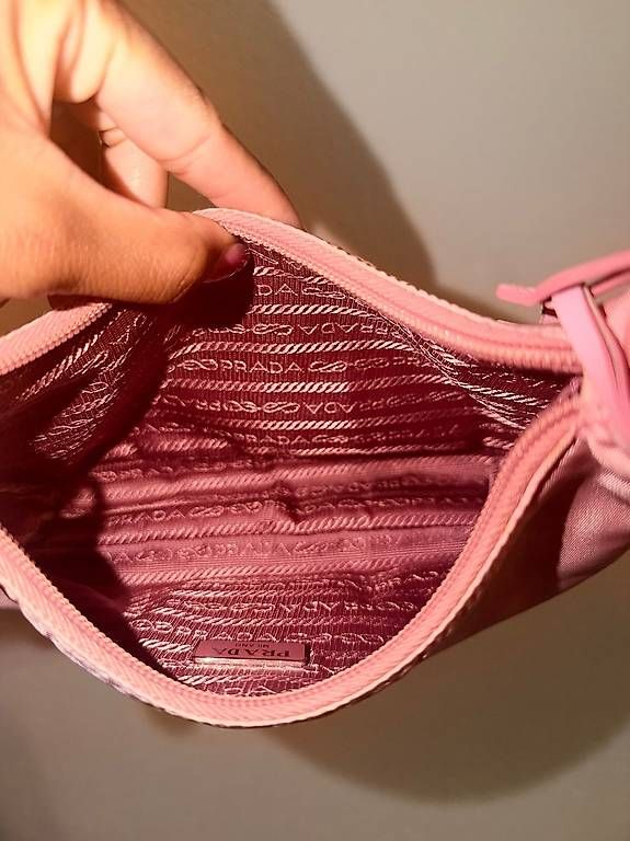 Taschen für Damen: Prada Tasche – Gebraucht aus Bassersdorf von rub_hb6j 3