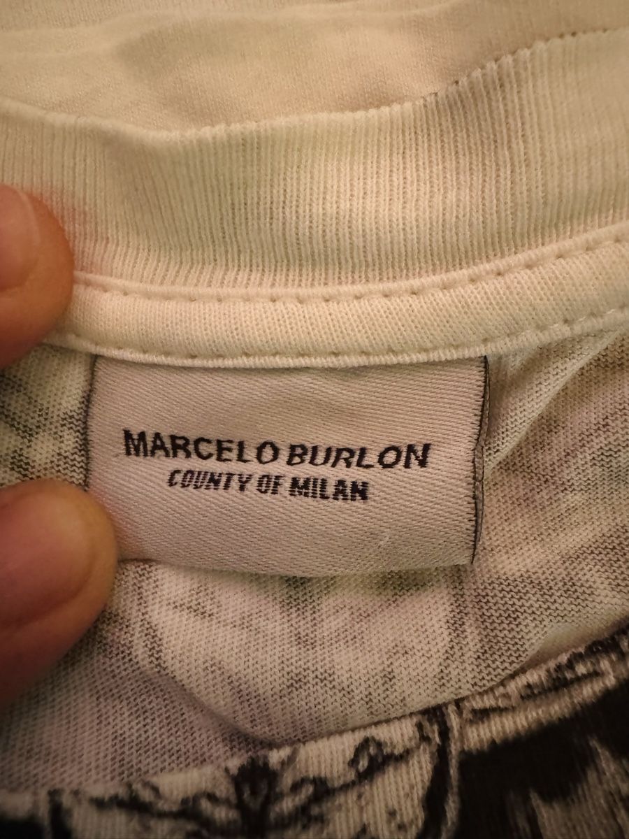 Marcelo burlon T-shirt: Marcelo Burlon T-Shirt M – Nuovo (secondo la descrizione) da Stabio venduto da Mika_Lomazzi 2