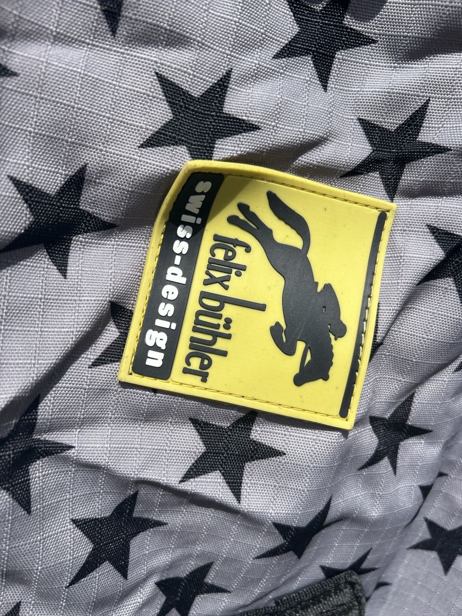 Felix Bühler Coperte: Felix Bähler Ponydecke Sternen-Design Gr. 95 – Usato da Villmergen venduto da Walkuere0 1