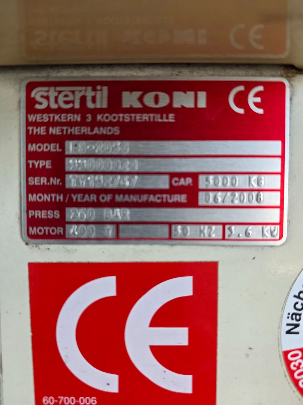 Piattaforme elevatrici & Crick: 5 Tonnen Autolift – Usato da Eiken venduto da Keropower 3