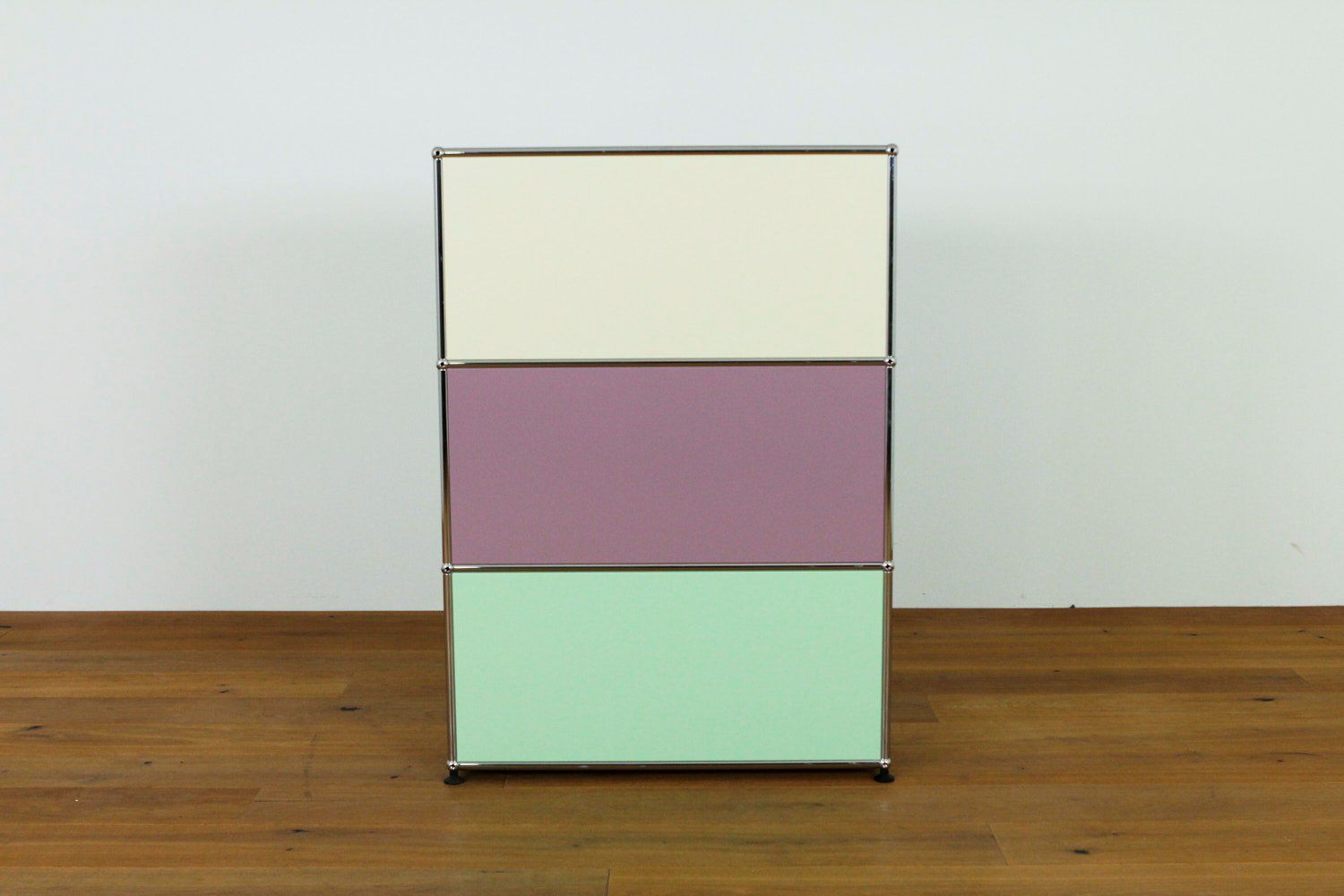USM Regale: USM Haller Regal // UPCYCLED // NEUE FARBEN – Neu (gemäss Beschreibung) aus Affoltern am Albis von StudioStandard 4
