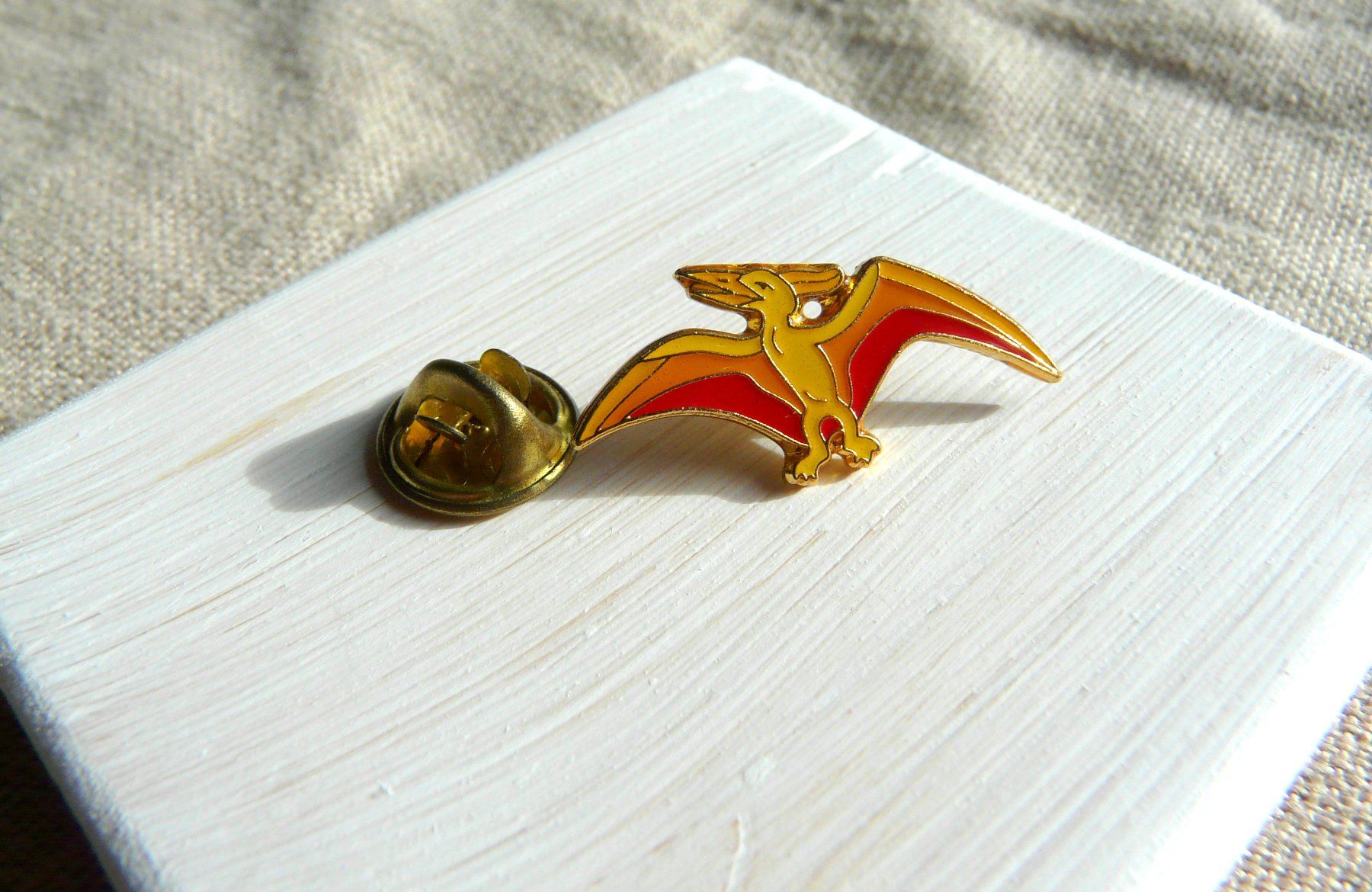 Plaketten & Abzeichen: • Pterodactylus Pterosauria     Versand möglich  Pin A1.40 – Gebraucht aus Pully von websurfer1