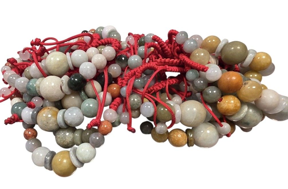 Bracciali & Braccialetti: Lot de 20 bracelets en perle de jade – Nuovo e nell'imballaggio originale da Vernier venduto da 19pigments