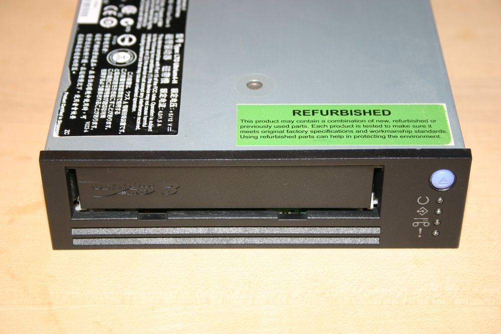 Ultrium 3 Tapelaufwerk inklusive SCSI-Karte mit Kabel (Gebraucht) in ...