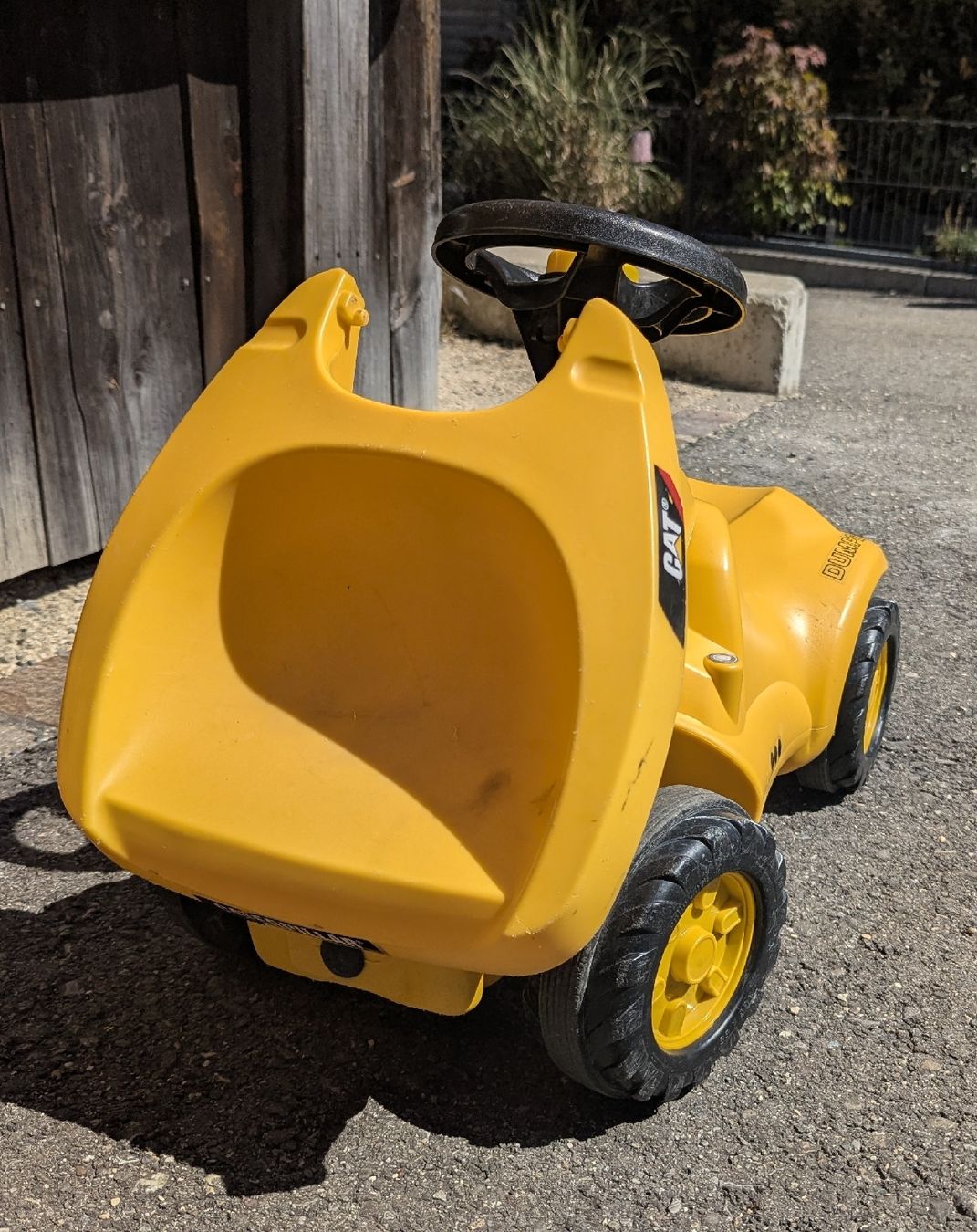 Fahrzeuge für Kinder: Bobbycar Dumper CAT gelb – Gebraucht aus Bonstetten von uelikneu 3