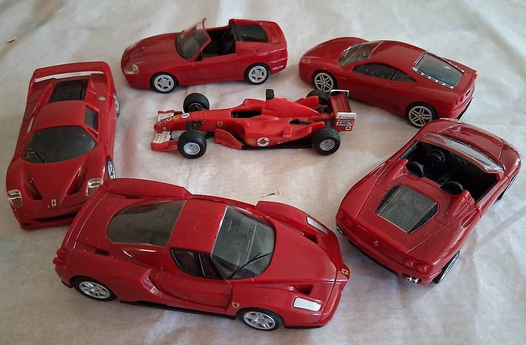 Modellautos: Ferrari - Autos – Gebraucht aus Horgen von cla_bv5q