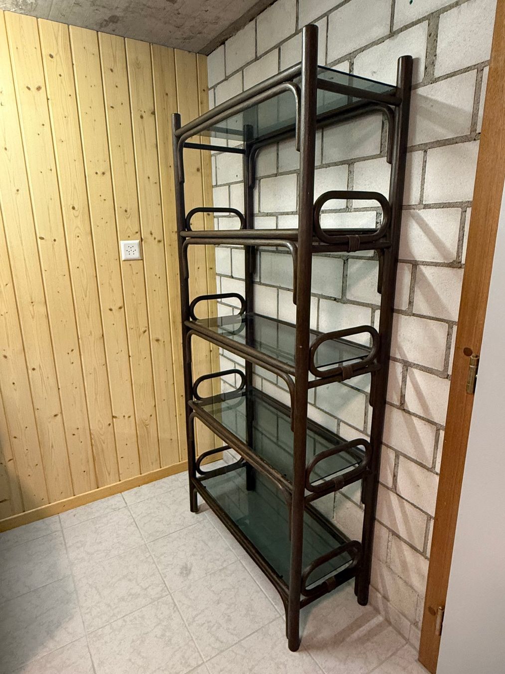 Scaffali: Rattan-Büchergestell – Usato da Wilderswil venduto da Firemark51 1