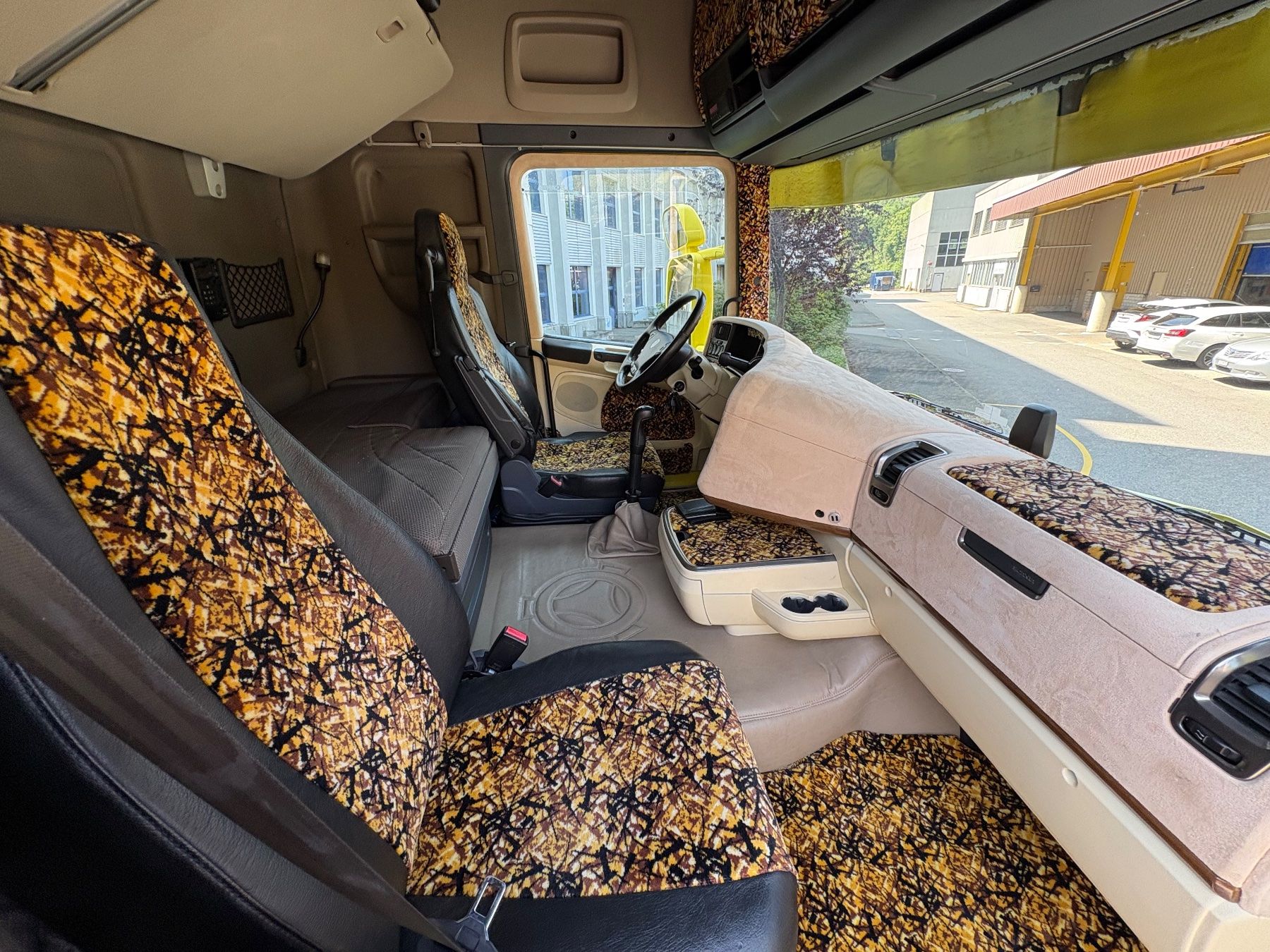 Scania Camions: SCANIA R520 V8 4X2 SATTELSCHLEPPER – D'occasion à Hasle LU par Mroeoesli0 9
