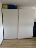 PAX Kleiderschrank von IKEA