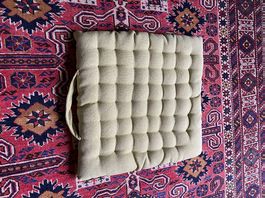 8 Farbige gepolsterte Kissen