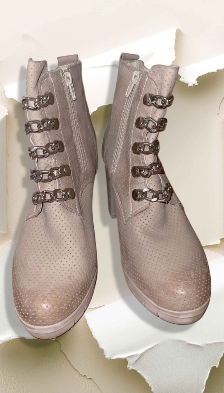 Scarpe da donna: Beiger Boots – Usato da Bützberg venduto da dan_jhn9