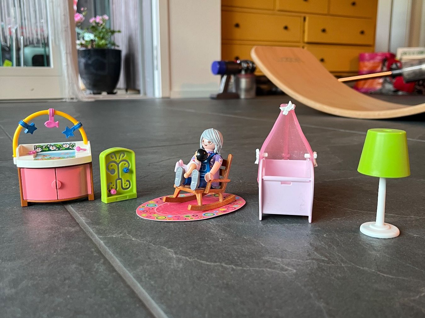 Playmobil Giocattoli: Playmobil Kinderzimmer / Dollhouse – Usato da Densbüren venduto da rockyracoon83