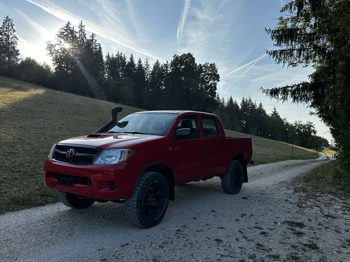 Toyota Nutzfahrzeuge: Toyota Hilux 2.5 D4D – Gebraucht aus Pfeffingen von Buuri05 1
