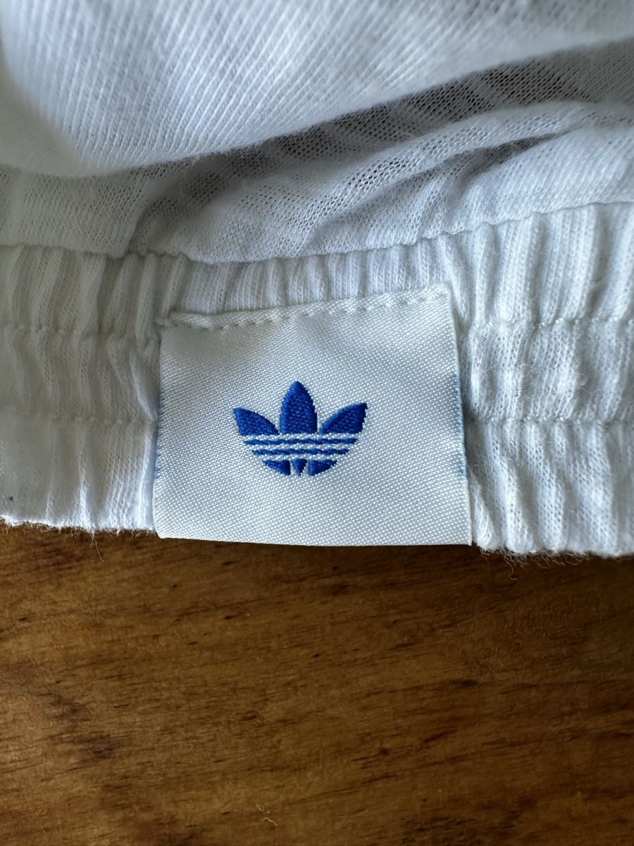 Adidas Top: Adidas Débardeur Blanc Taille 36 Logo Multicolore – Nuovo (secondo la descrizione) da Châtelaine venduto da Alexandra.jankowski 4
