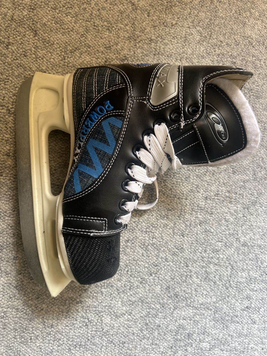 Pattini da ghiaccio: Eishockey Schlittschuhe Grösse 35 – Usato da Zürich venduto da mar_9ylc 3