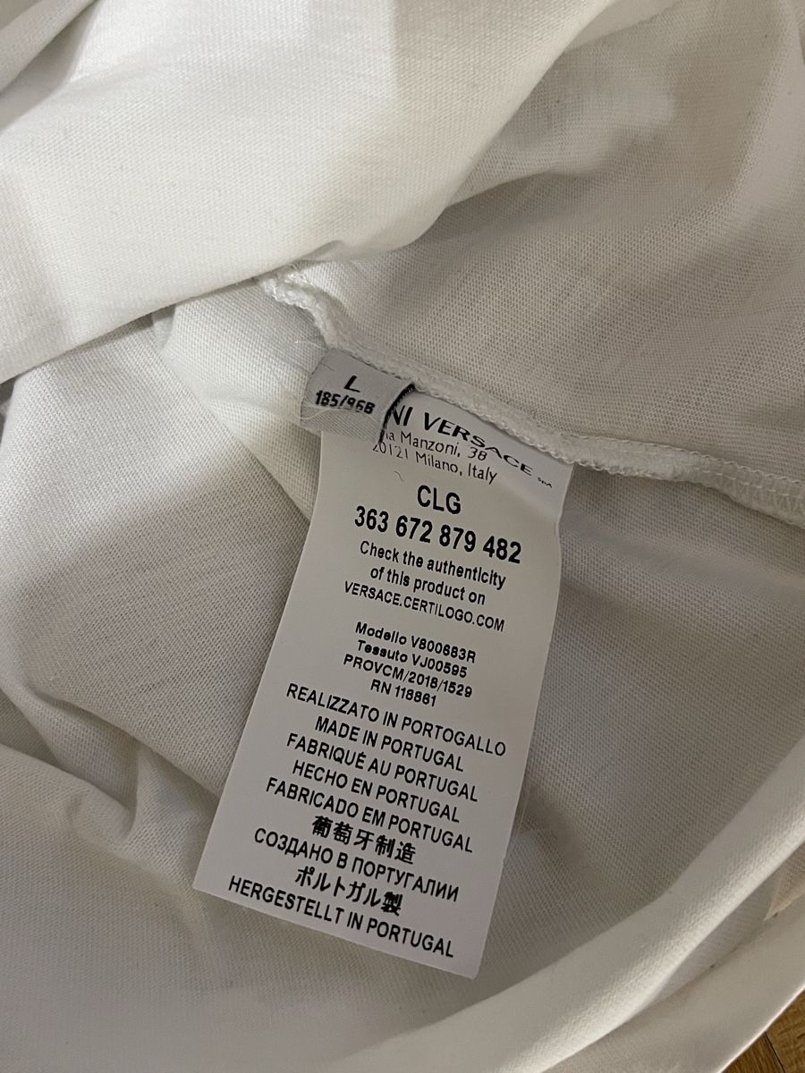 Versace T-shirt: Versace T-Shirt Grösse L – Usato da Goldach venduto da Pero911 3