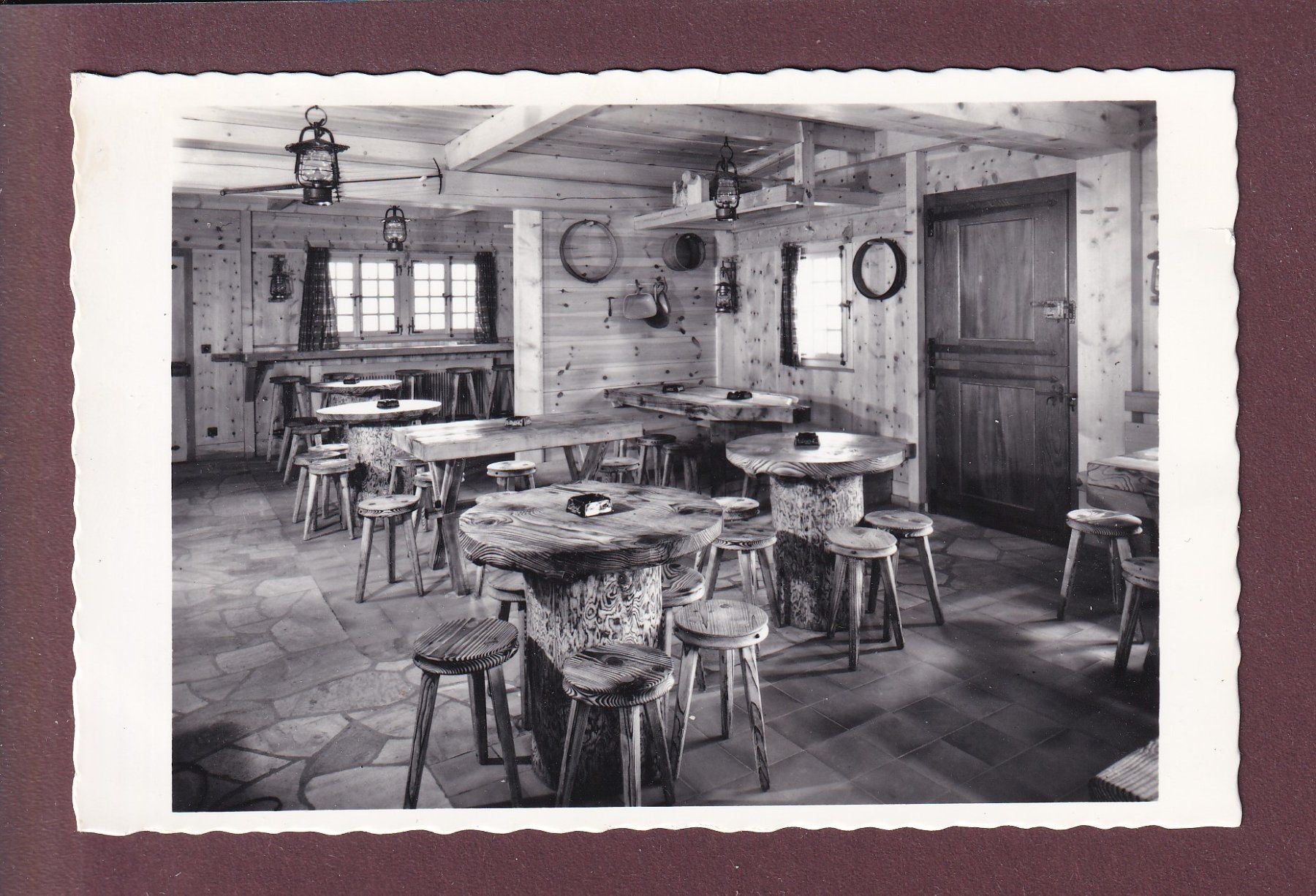 Cartoline postali: CRESUZ - Le vieux chalet – Usato da Pully venduto da nicecards