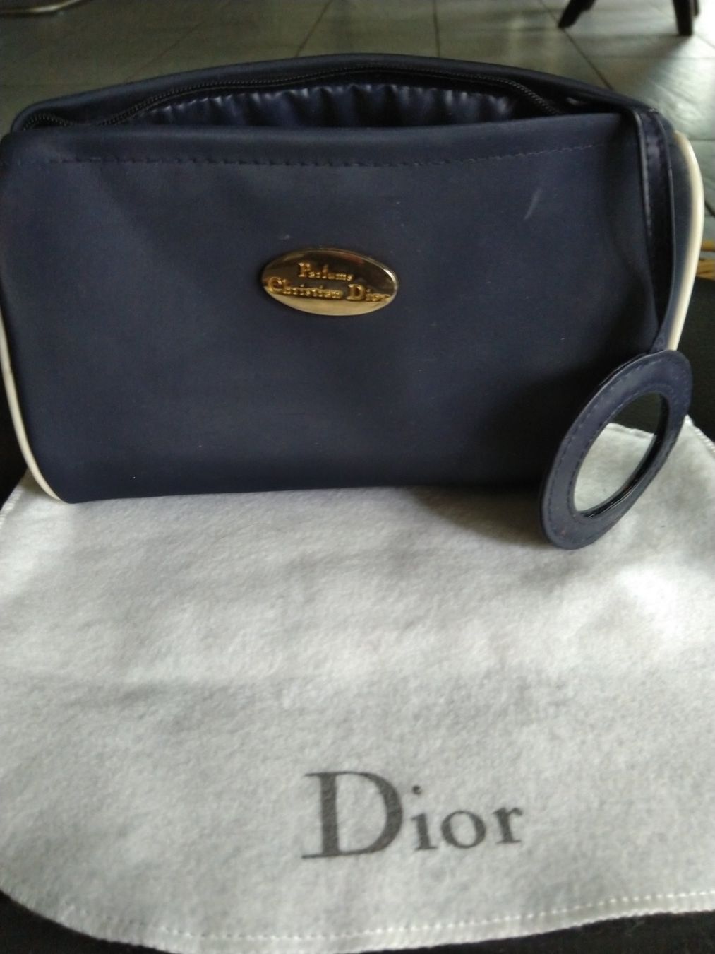 Kosmetikkoffer: DIOR Necessaire mit Spiegel – Gebraucht aus Rieden AG von Galina11